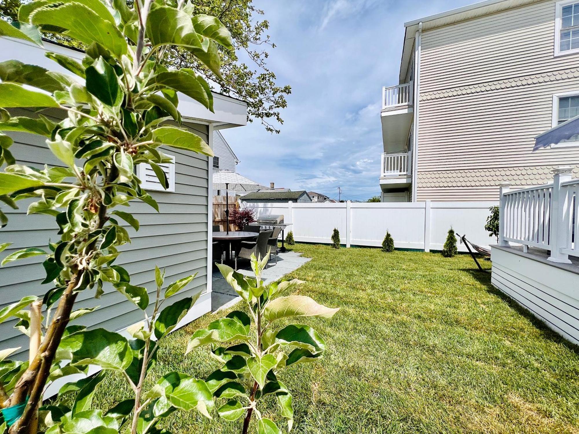 Unique Wildwood 3 Bedroom 1,5 Ba Entire House In The Heart Of Wildwood! Luaran gambar